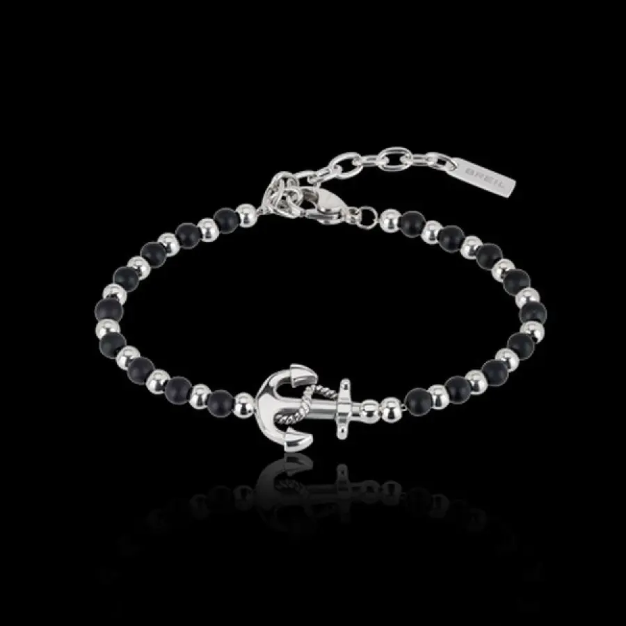 I bracciali con l'ancora e i suoi significati