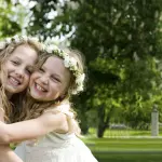 Cosa regalare alla comunione? Dall'orologio classico allo smartwatch, tutte le idee regalo