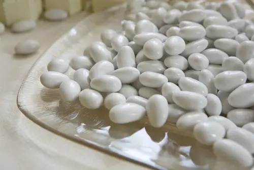 Innovare con eleganza: L'arte delle confettate tematiche