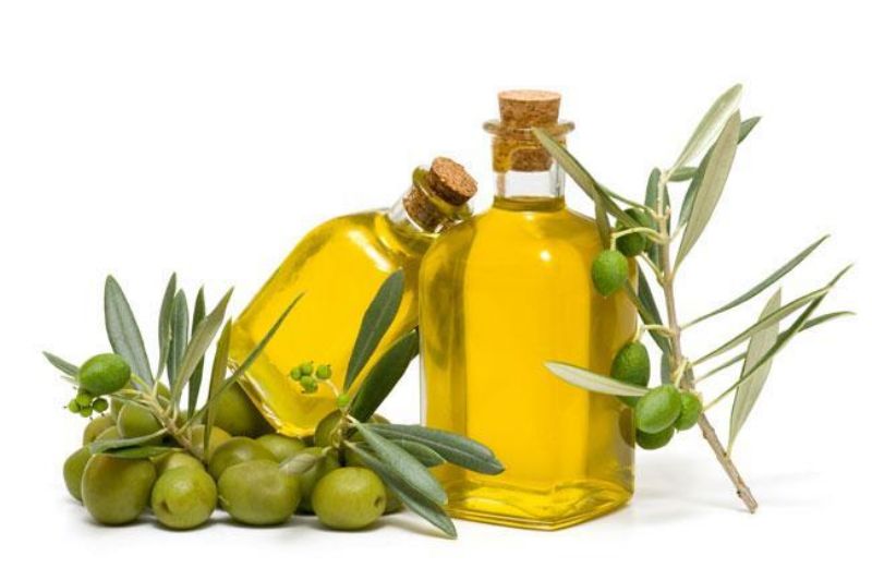 Le proprietà benefiche dell'olio di oliva
