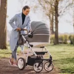 Tutto quello che una futura mamma deve sapere prima di scegliere un passeggino trio per il suo bebè